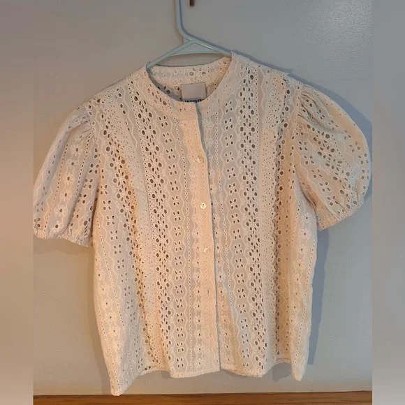 NWT Industry Embroidered Eyelet Puff Sleeve Button-Up Cream Shirt - Picture 1 of 4